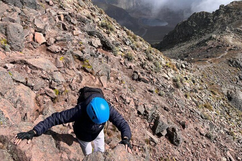 Summit Hike until 4680 meters in Toluca's Nevado from mexico city