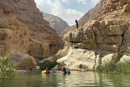 Full Day Wadi Shab and Wadi Tiwi Tour