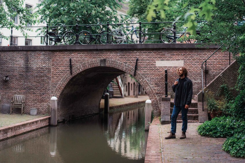 Picture 3 for Activity Utrecht: Professional photoshoot at Utrecht Canals