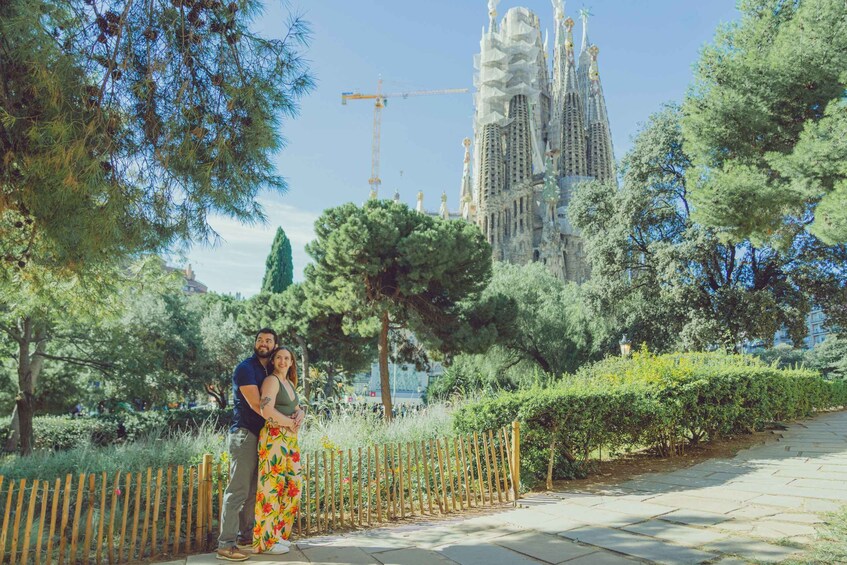 Picture 2 for Activity Barcelona: Romantic photoshoot for Couples