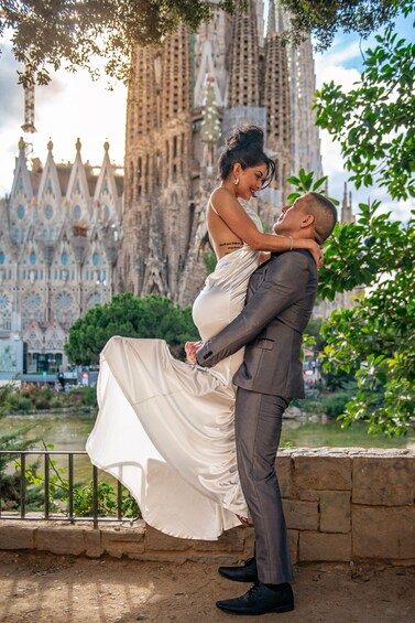 Picture 6 for Activity Barcelona: Romantic photoshoot for Couples