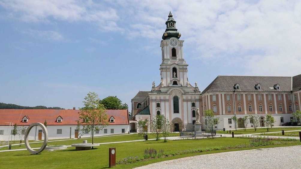 Wilhering Abbey: Discover 875 years of history!