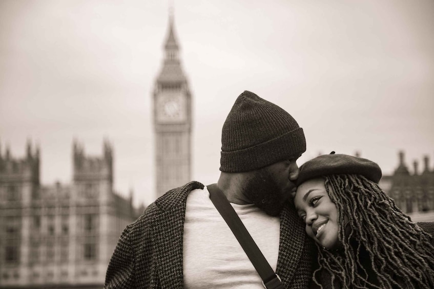 Picture 2 for Activity Couple’s photo: Romantic photoshoot in London