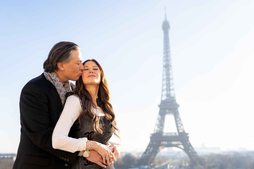 Picture 1 for Activity Valentine’s day in Paris: Romantic photoshoot for couples
