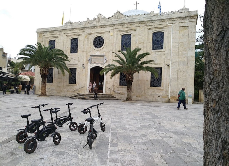 Picture 8 for Activity Heraklion: Ecobike Sightseeing Tour with Greek Meze