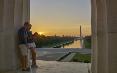 Washington: Familjeporträtt vid Lincoln Memorial