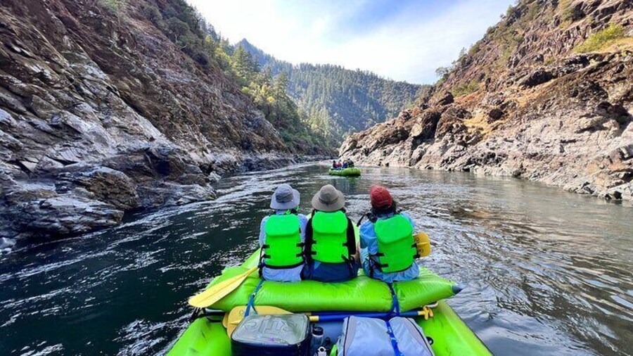 4 Day Wilderness Raft Trip on the Rogue River