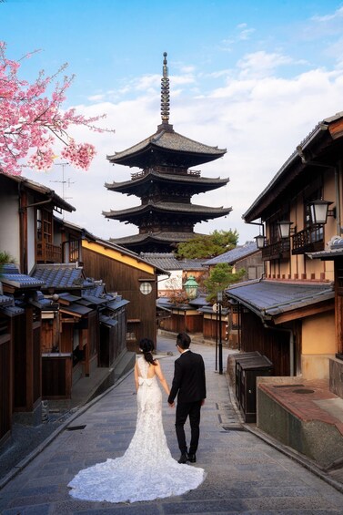 Picture 1 for Activity Kyoto: Private romantic photoshoot for couples