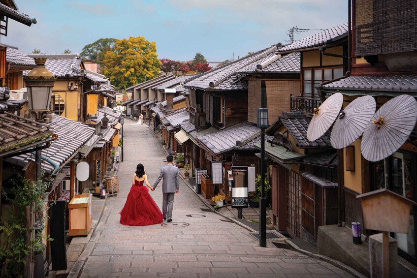 Picture 3 for Activity Kyoto: Private romantic photoshoot for couples