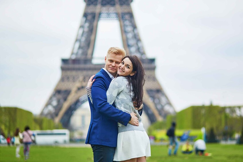 Picture 3 for Activity Paris: Romantic Photoshoot for Couples