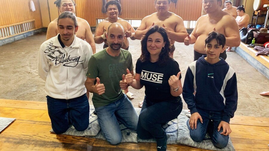 Tokyo: Visit Sumo Morning Practice with English Guide