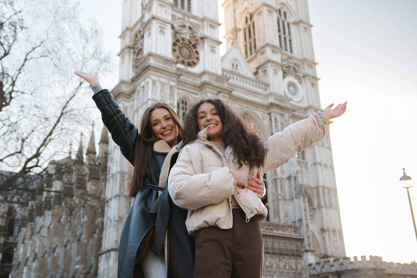 Picture 2 for Activity London: Private Landmark Tour with Professional Photographer