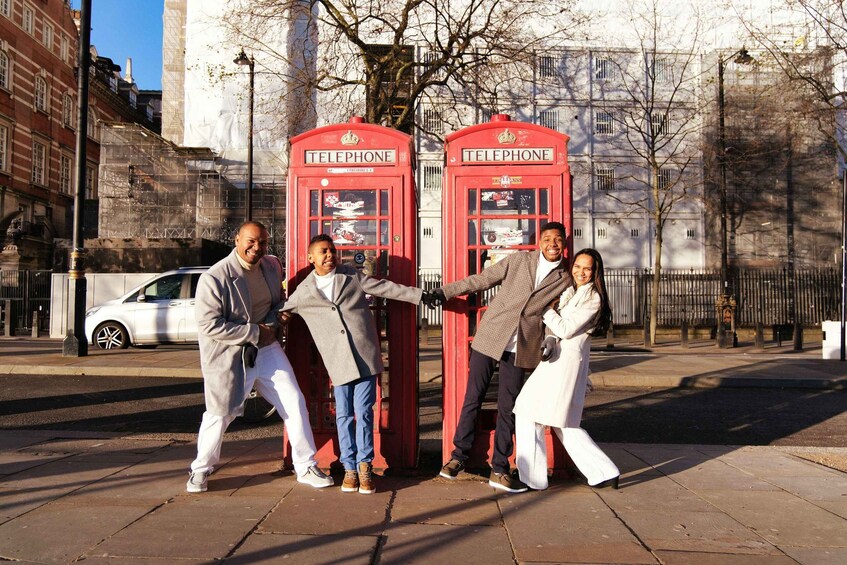 Picture 3 for Activity London: Private Landmark Tour with Professional Photographer