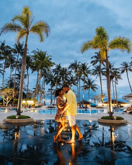 Phuket: Hire a professional photographer at your own resort