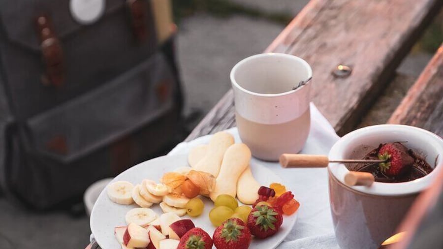 Chocolate fondue picnic on the Rigi
