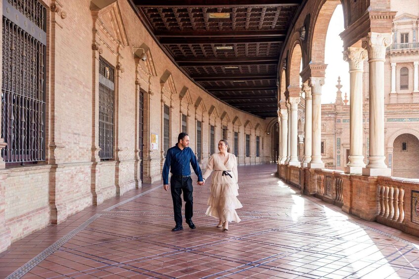 Picture 4 for Activity Seville: Professional Photoshoot at Plaza de España