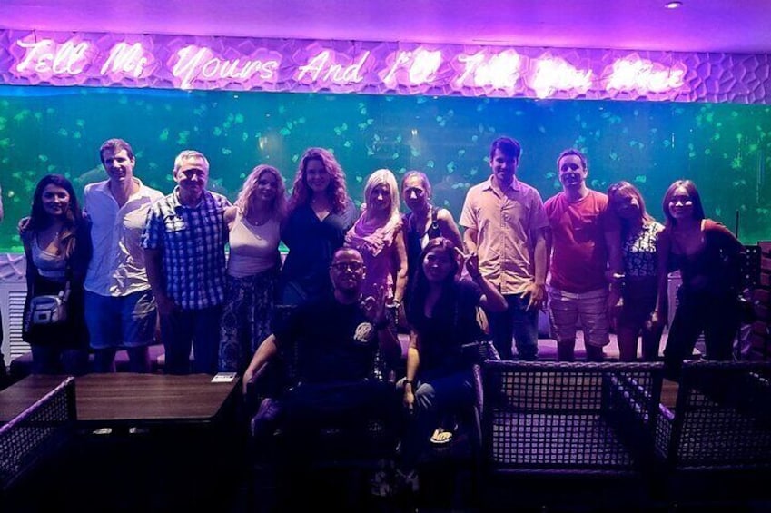Makati: Pburgos Go Go Bars, Music Clubs & Rooftops Nightlife Tour