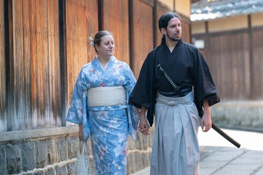 Go Kyoto Sightseeing in a Beautiful KIMONO (near Kyoto Station)