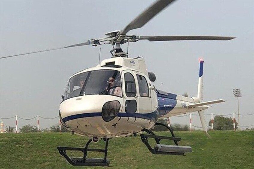Helicopter Tour to Dubai's Iconic Landmarks