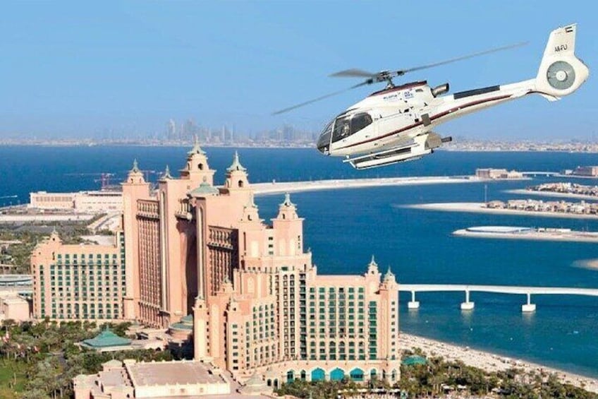 Helicopter Tour to Dubai's Iconic Landmarks