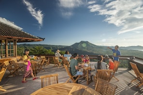 Classic Bali Eco & Educational Cycling Tour