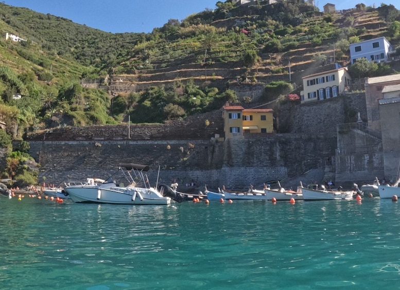 Picture 2 for Activity From Monterosso: Vernazza Bay Kayaking Tour