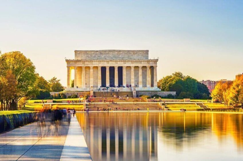 National Mall Expedition - A 2 hour private tour of DC