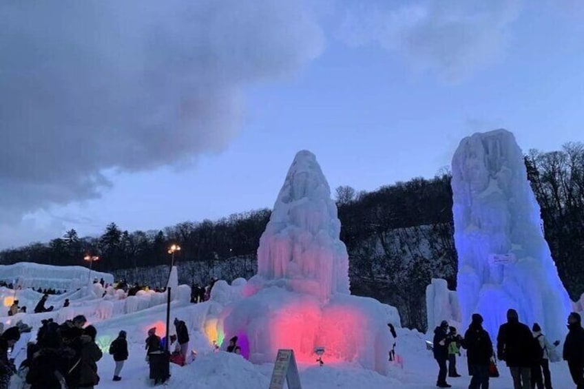 Hokkaido Day Tour from Sapporo with Noboribetsu BearPark
