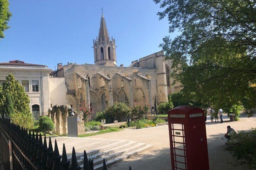 Discover Avignon with this Fun & Interactive City Game