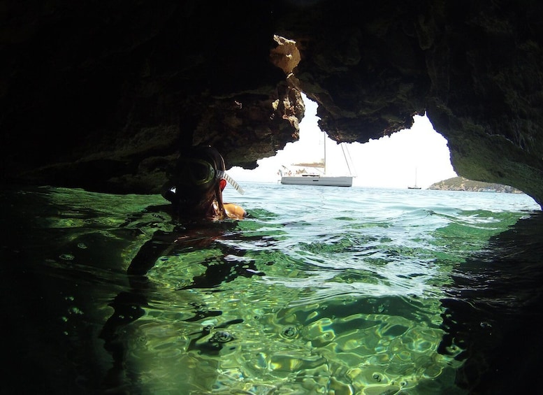 Picture 19 for Activity Alghero: Daily Sailing Experience with lunch onboard