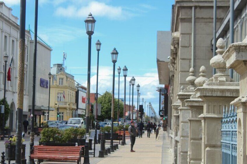 Private Punta Arenas Pioneers and Palacios City Tour