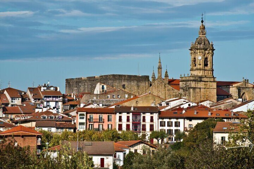 Essential Walking Tour through the Emblematic Places of Hondarribia