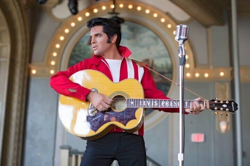 Dean Z - The Ultimate Elvis