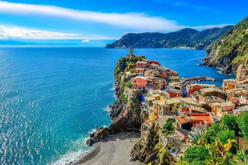 Cinque Terre Hybrid Boat Tour from Monterosso