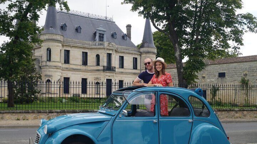 Private tour in the Médoc in a classic car