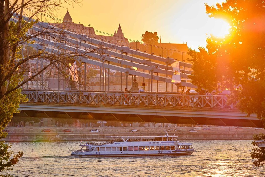 Picture 1 for Activity Budapest: Sunset Cruise