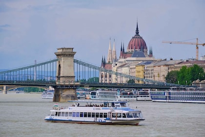 Budapest: Forårets sightseeing-krydstogt