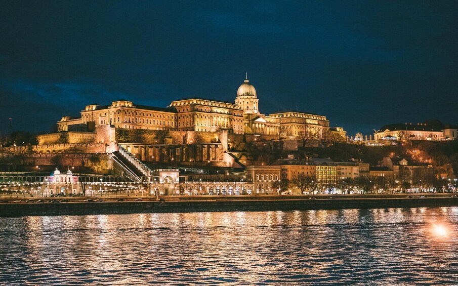 Budapest By Night Sightseeing Cruise