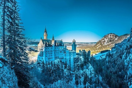 Private Tour to Neuschwanstein, Linderhof, Ettal and Oberammergau