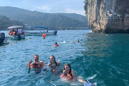 Private Fishing Charter and Snorkelling in Mexico