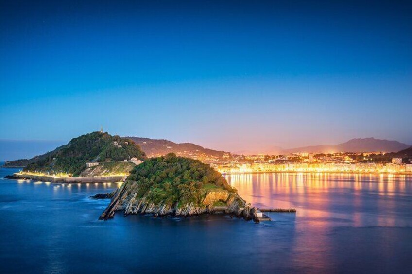 Bilbao and San Sebastian Private Tour from Bilbao with Pickup