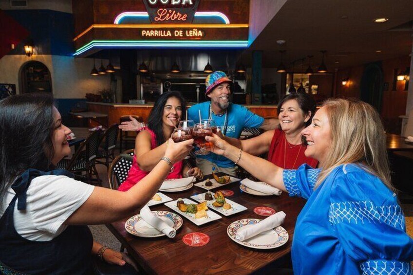 Downtown Fort Lauderdale Dinner and Drinks Tour