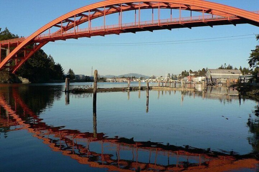 Explore Deception Pass, Skagit Valley and La Conner from Seattle in small group