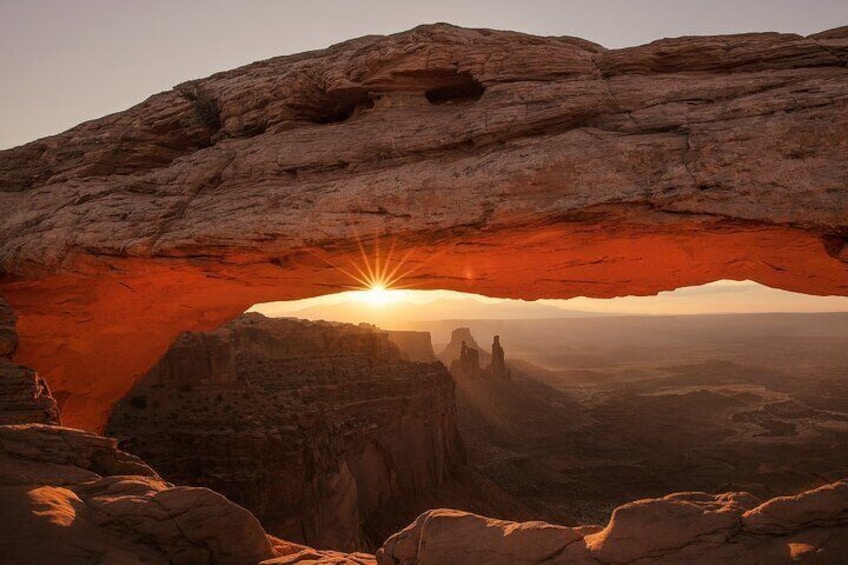 Full Day Private Tour and Hike in Canyonlands National Park