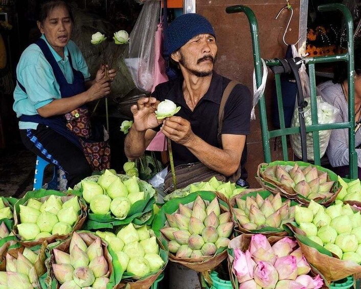 Picture 8 for Activity Bangkok:4Hour Flower Market and Little India Tour Mini Group