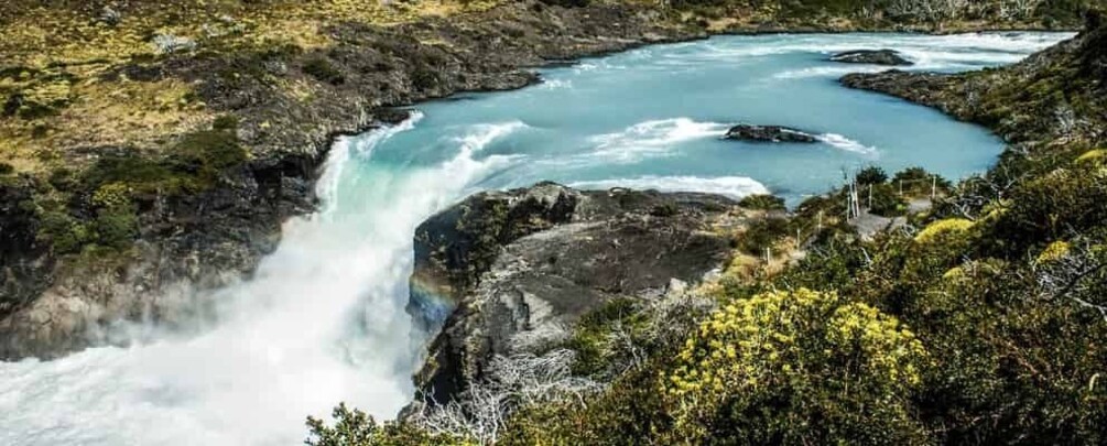 Picture 3 for Activity Puerto Natales: Torres del Paine Full Day Tour