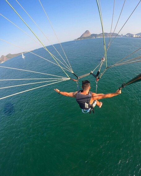 Picture 6 for Activity Rio de Janeiro: 2-Hour Boat Trip with Parasailing