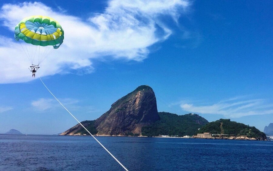 Picture 6 for Activity Rio de Janeiro: 2-Hour Boat Trip with Parasailing