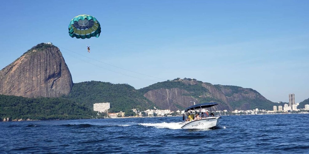 Picture 2 for Activity Rio de Janeiro: 2-Hour Boat Trip with Parasailing