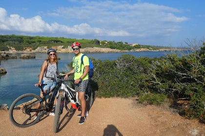 Alghero: Small Beaches E-Bike Tour with Aperitivo